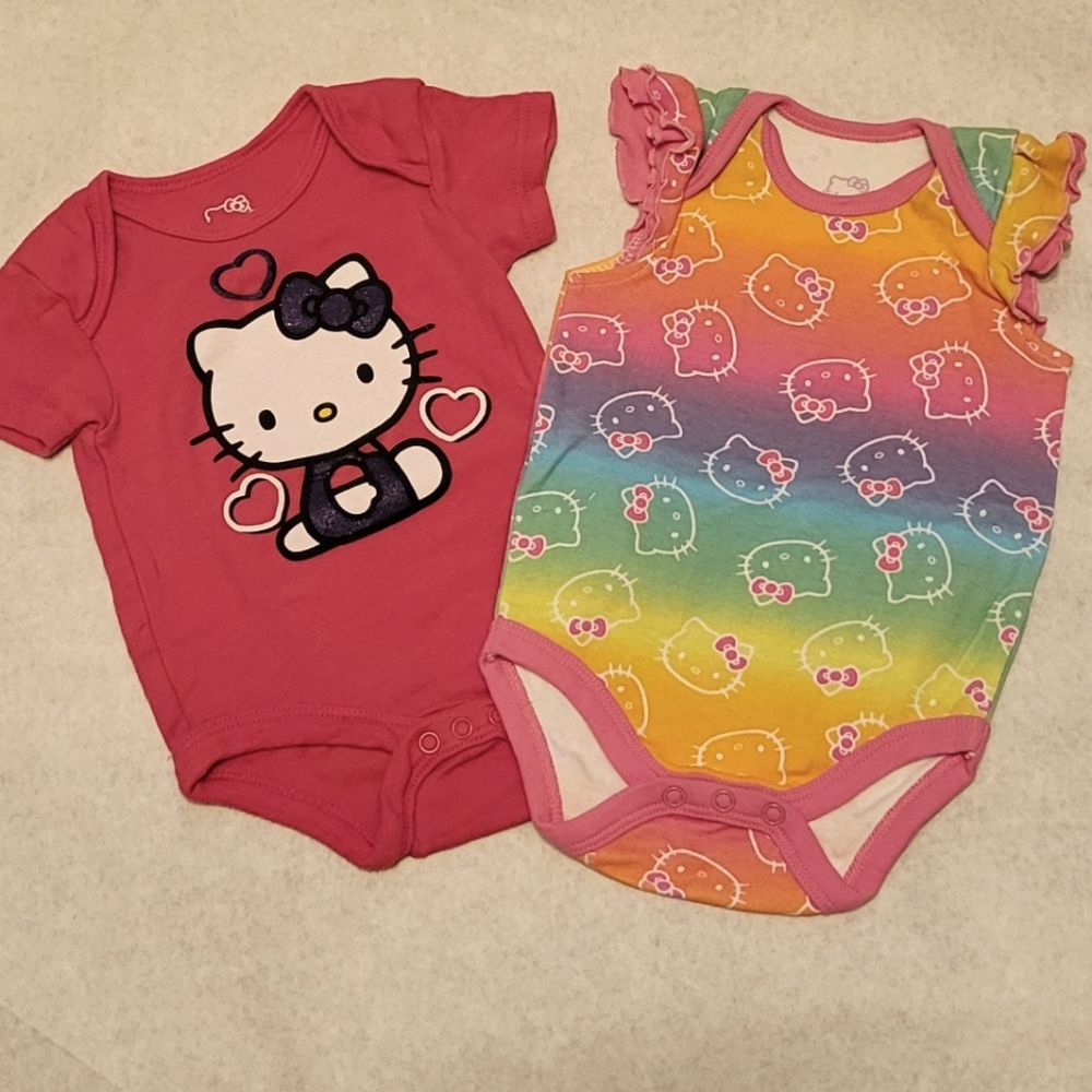 Set of two Hello Kitty onesies/bodysuits